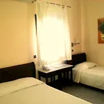 Pelican Hotell