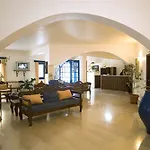 Pelican 3* Fira (Santorini)