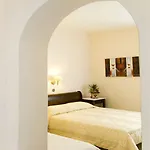 Pelican 3*