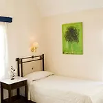 Pelican 3*