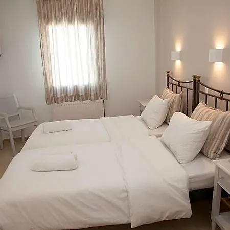 Pelican Hotel 3*