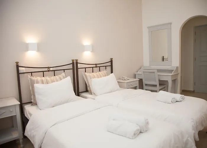 Отель Pelican 3*