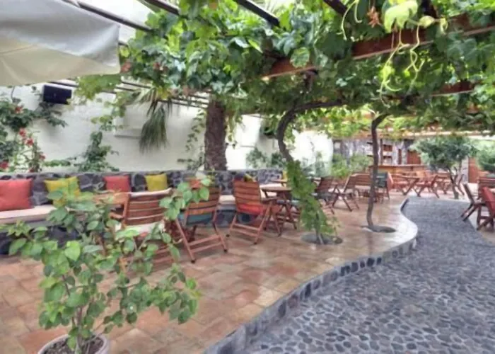 Pelican Отель 3*