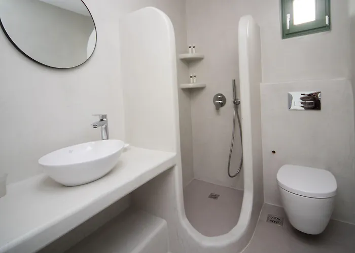 Pelican Отель Тира