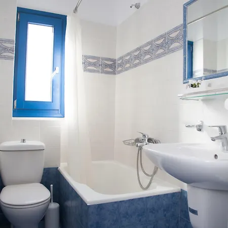 Hotel Pelican Fira (Santorini)