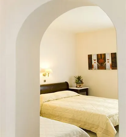 Pelican 3*